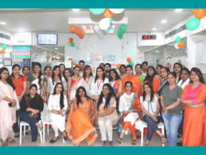 baby-joy-IVF-Team-with-IVF-doctors-and-embryologist.png